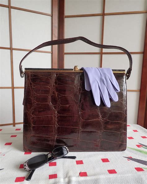 Small Classic bag in crocodile .